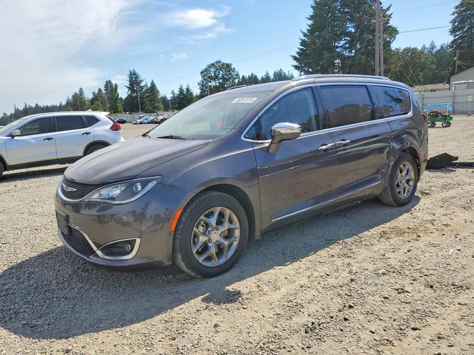 2018 CHRYSLER PACIFICA LIMITED - 1