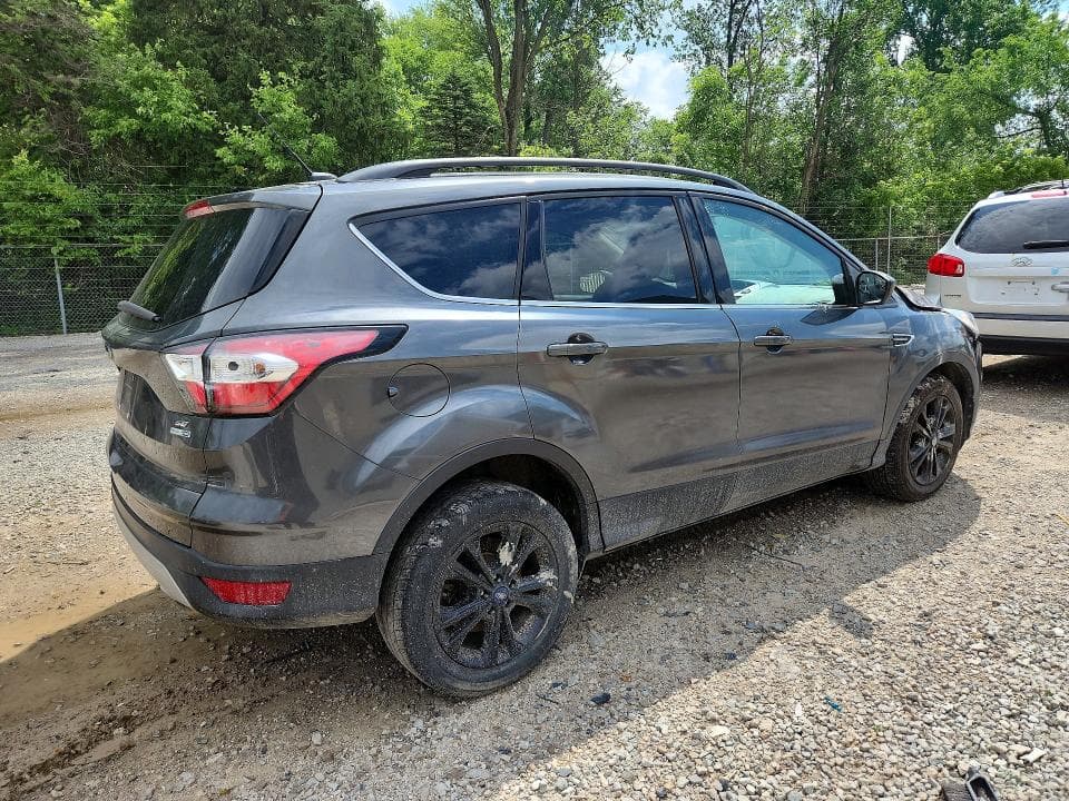 2018 FORD ESCAPE SE 3