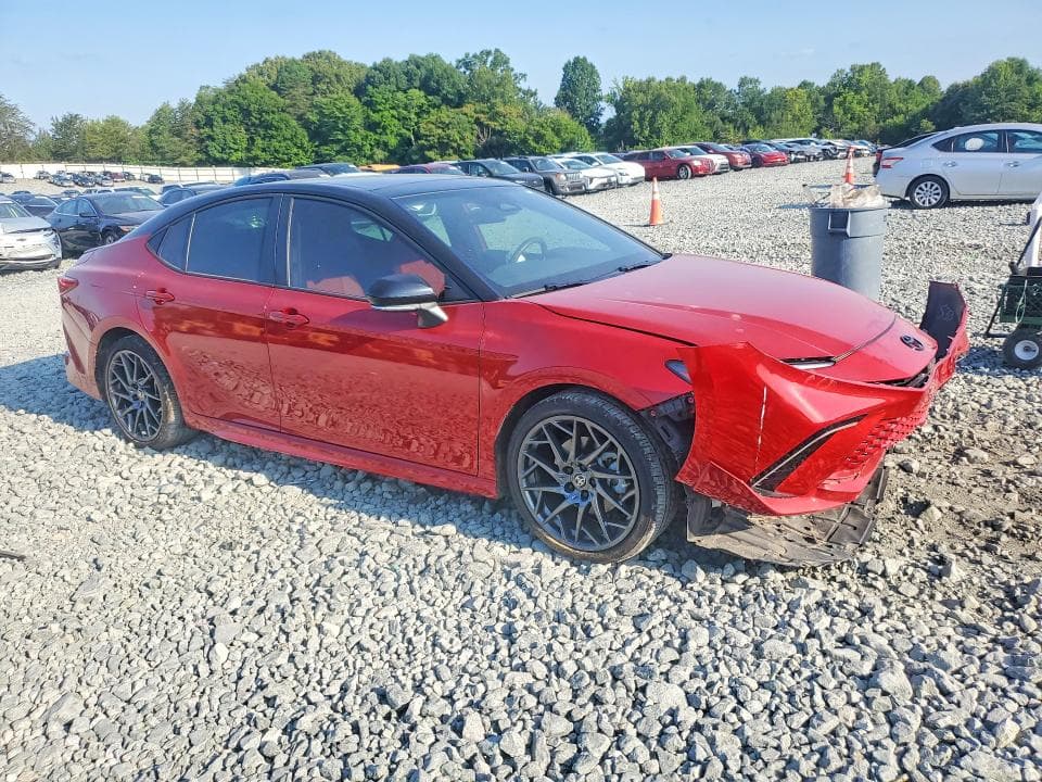 2025 TOYOTA CAMRY XSE 4