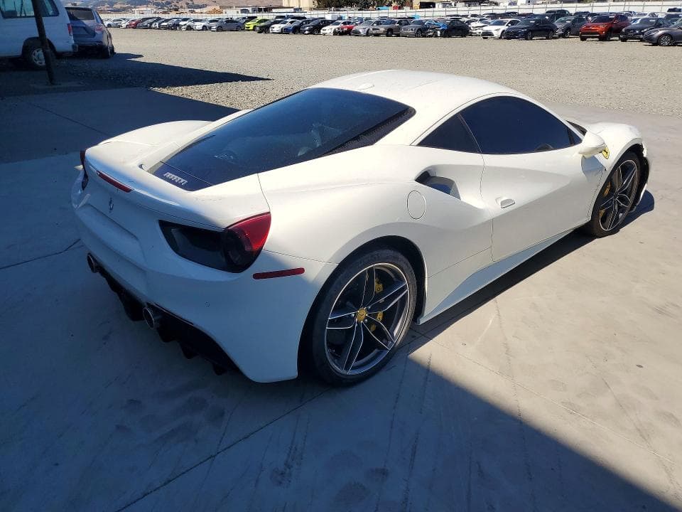 2018 FERRARI 488 GTB 3