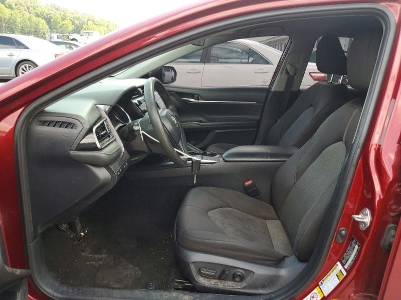 2019 TOYOTA CAMRY LE 7