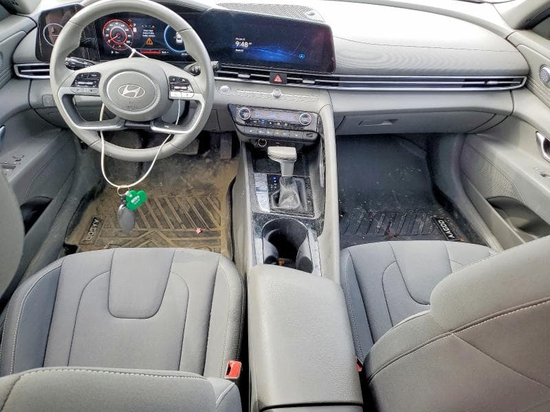 2025 HYUNDAI ELANTRA SEL 8