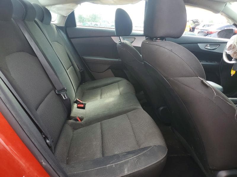 2023 KIA FORTE LXS 10