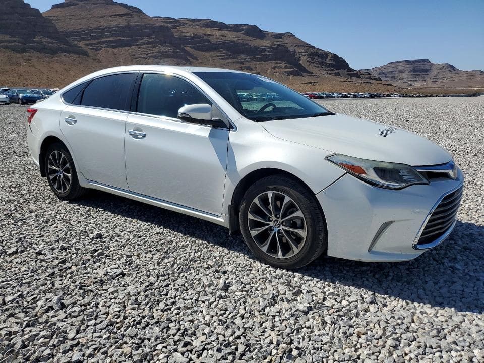 2018 TOYOTA AVALON XLE PLUS 4