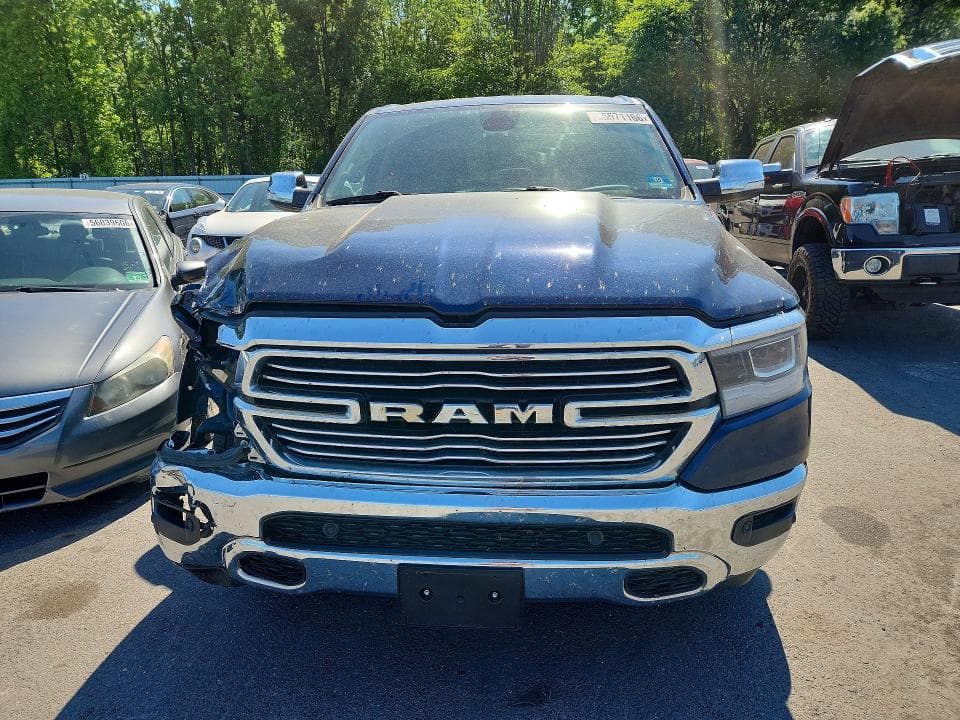2019 RAM 1500 LARAMIE 5