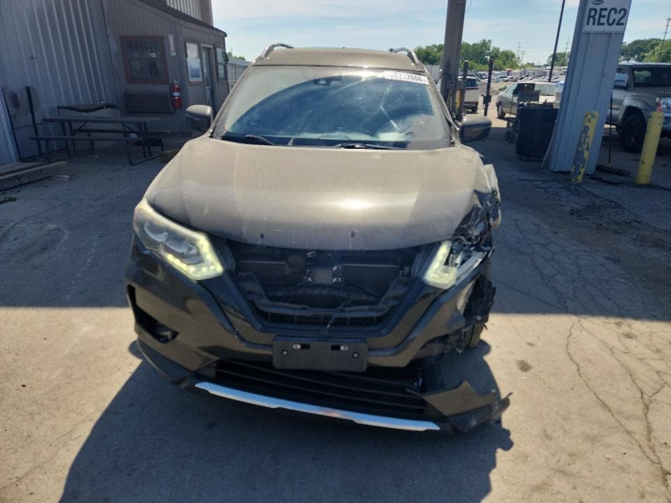 2017 NISSAN ROGUE SL 5