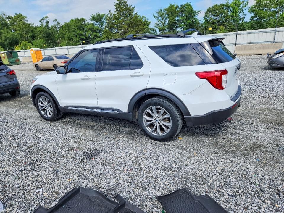 2020 FORD EXPLORER XLT 2
