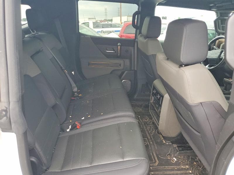 2025 GMC HUMMER SUV 2X 11