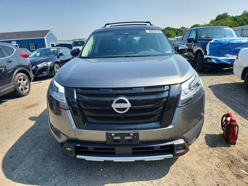 2023 NISSAN PATHFINDER SL 5