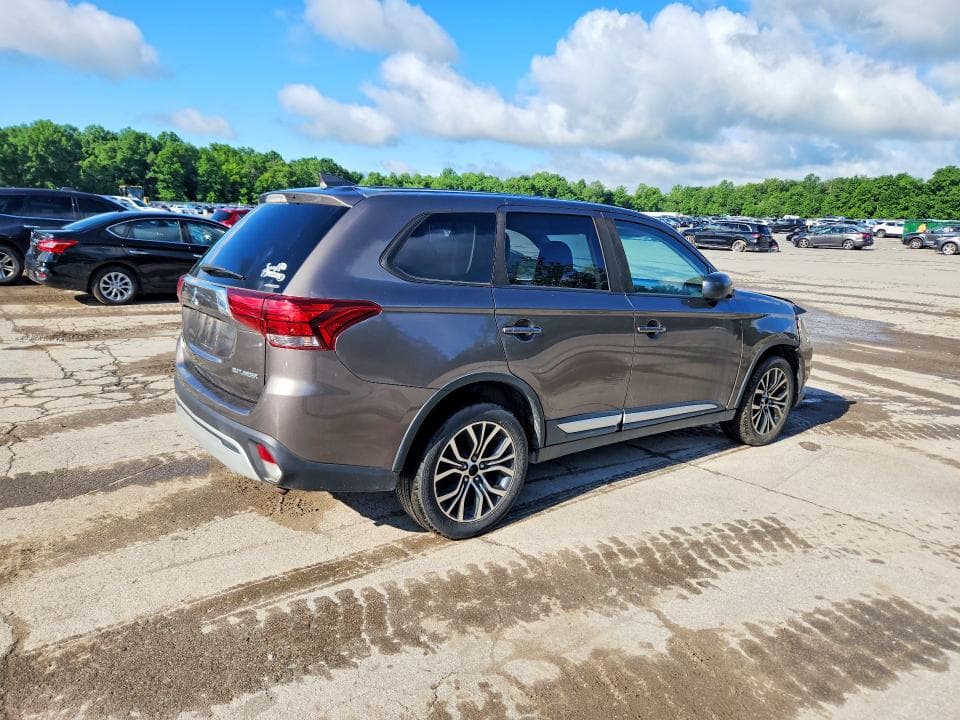 2019 MITSUBISHI OUTLANDER SE 3