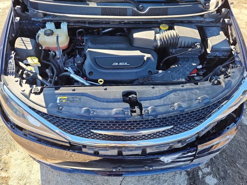 2018 CHRYSLER PACIFICA TOURING L PLUS 12