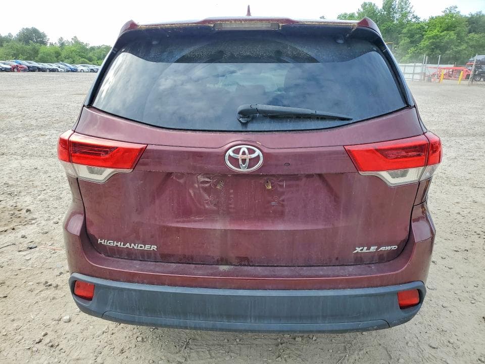 2017 TOYOTA HIGHLANDER XLE 6