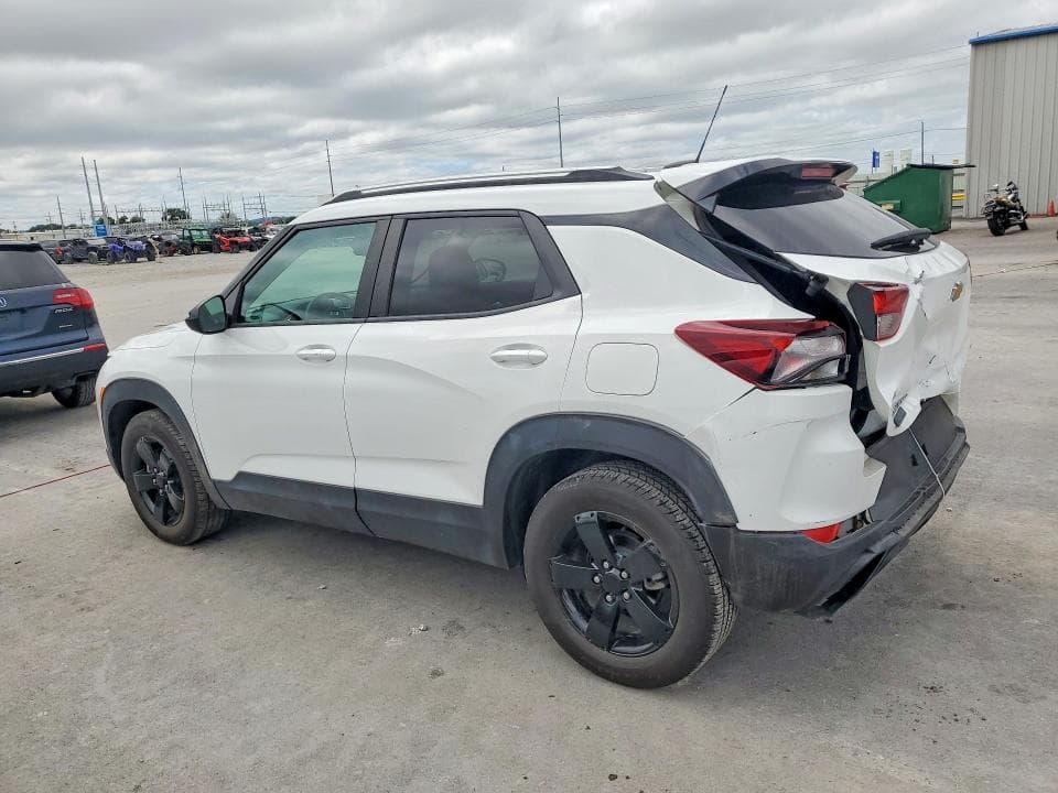 2023 CHEVROLET TRAILBLAZER LT 2