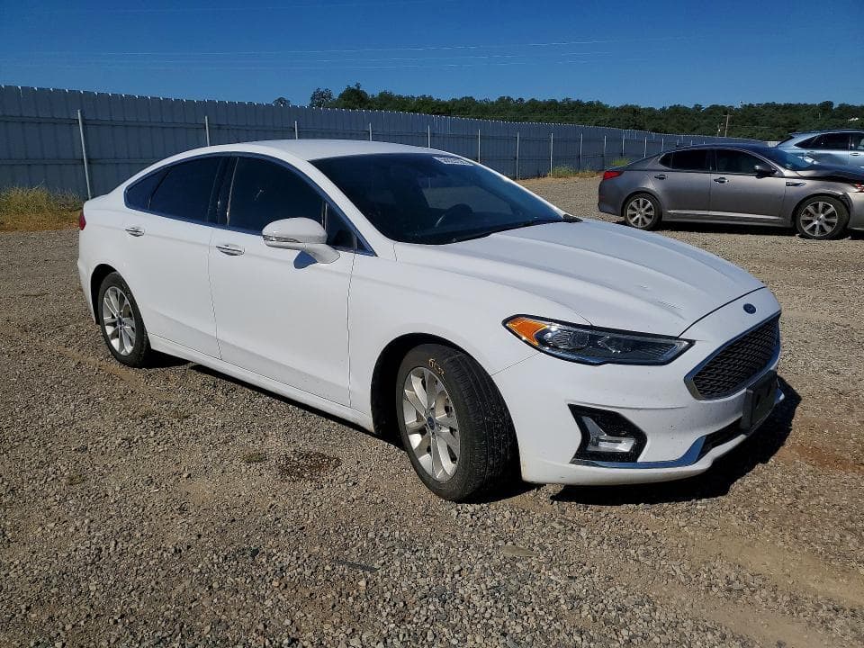 2020 FORD FUSION TITANIUM 4