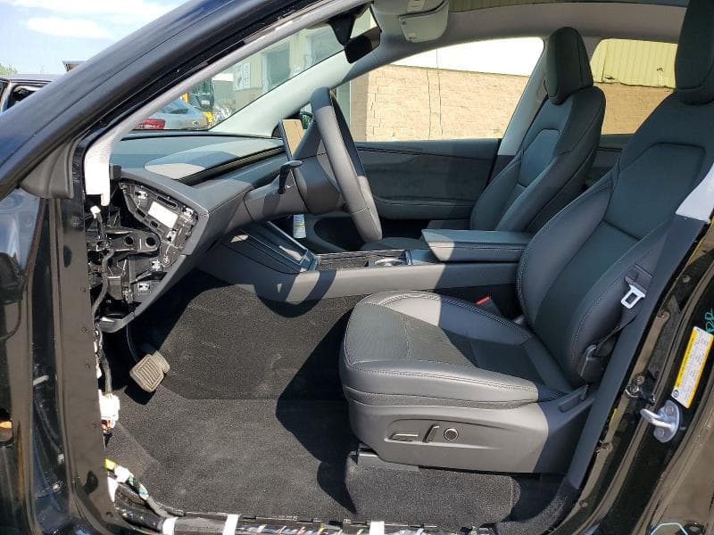 2026 TESLA MODEL Y 7