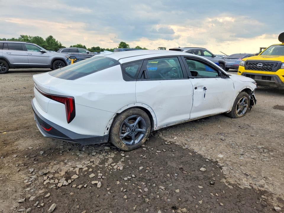 2025 KIA K4 LXS 3