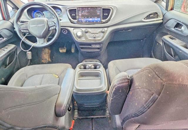 2021 CHRYSLER PACIFICA TOURING 8