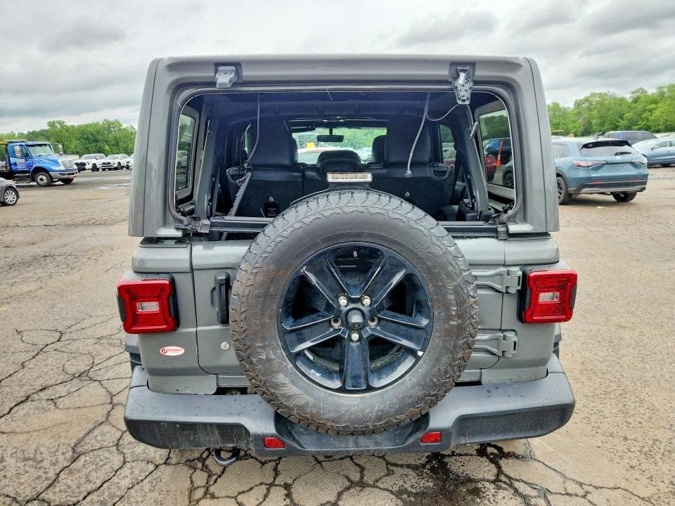 2019 JEEP WRANGLER UNLIMITED SAHARA 6
