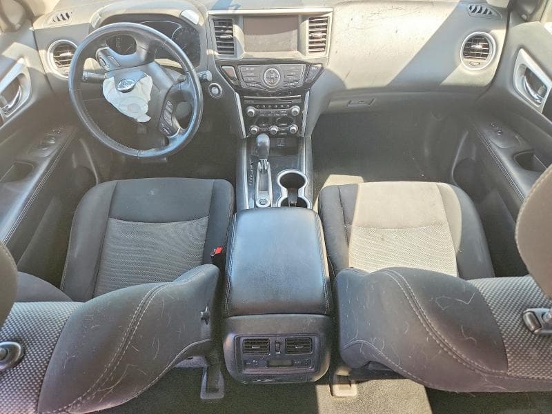 2019 NISSAN PATHFINDER SV 8