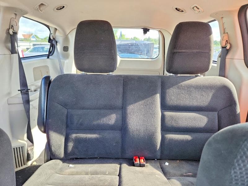 2017 DODGE GRAND CARAVAN SE 10
