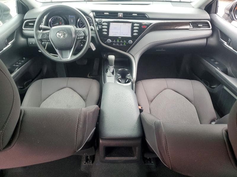 2020 TOYOTA CAMRY LE 8