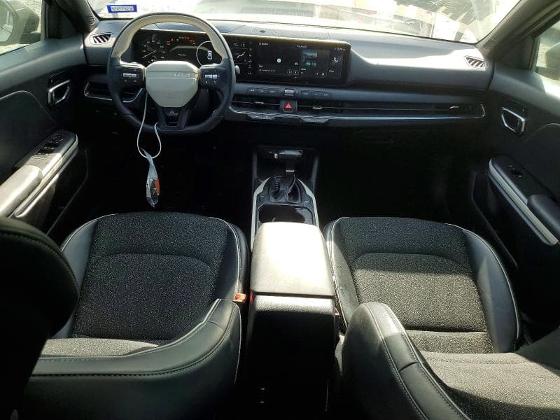 2025 KIA K4 GT LINE 8