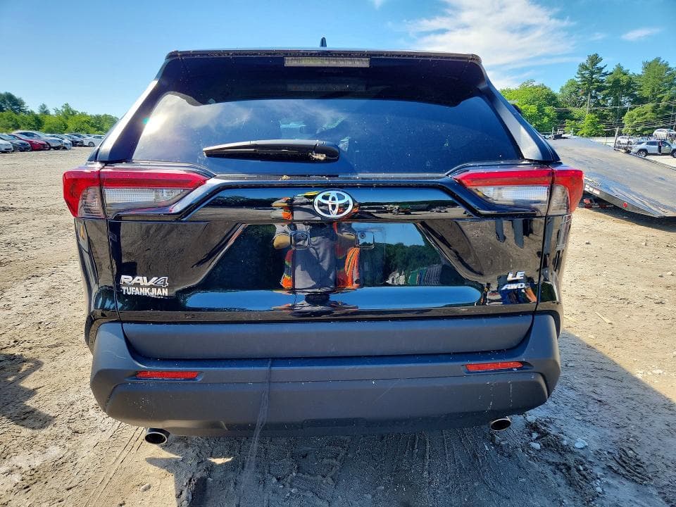 2025 TOYOTA RAV4 LE 6