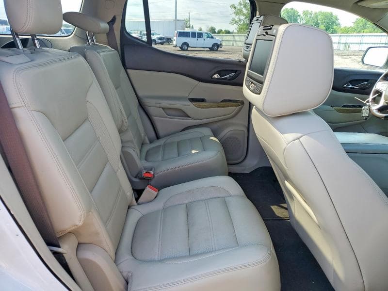 2018 GMC ACADIA DENALI 11