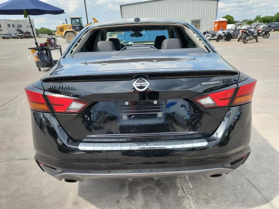 2022 NISSAN ALTIMA SR 6