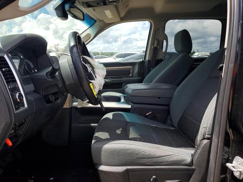 2018 RAM 1500 SLT 7