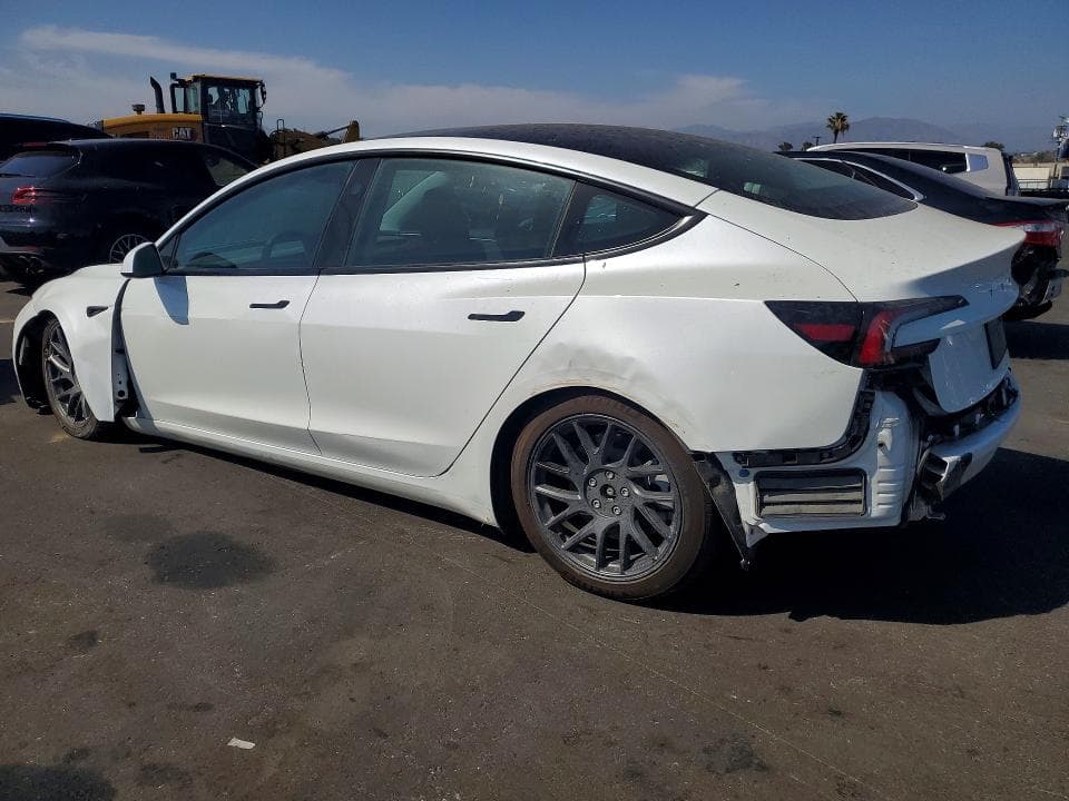 2026 TESLA MODEL 3 2