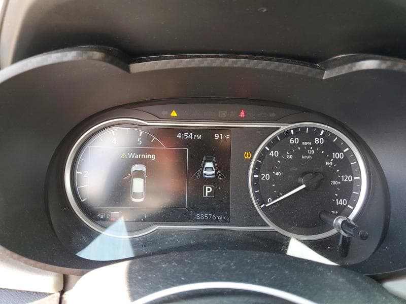 2021 NISSAN VERSA SV 9