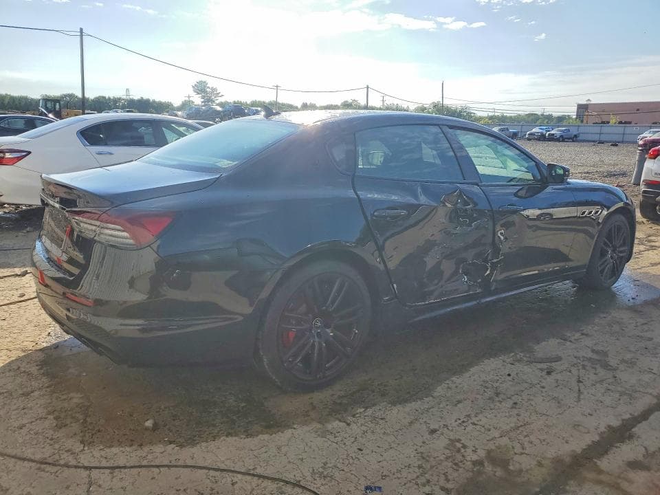 2023 MASERATI QUATTROPORTE MODENA 3