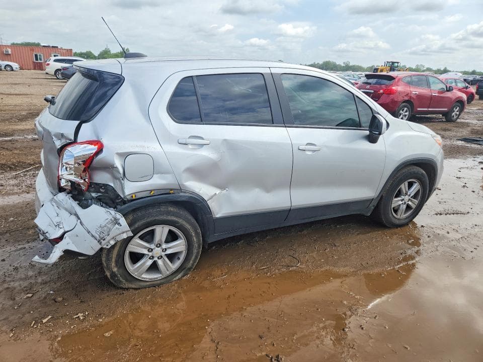 2021 CHEVROLET TRAX LS 3