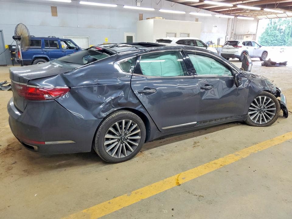 2017 KIA CADENZA TECHNOLOGY 3