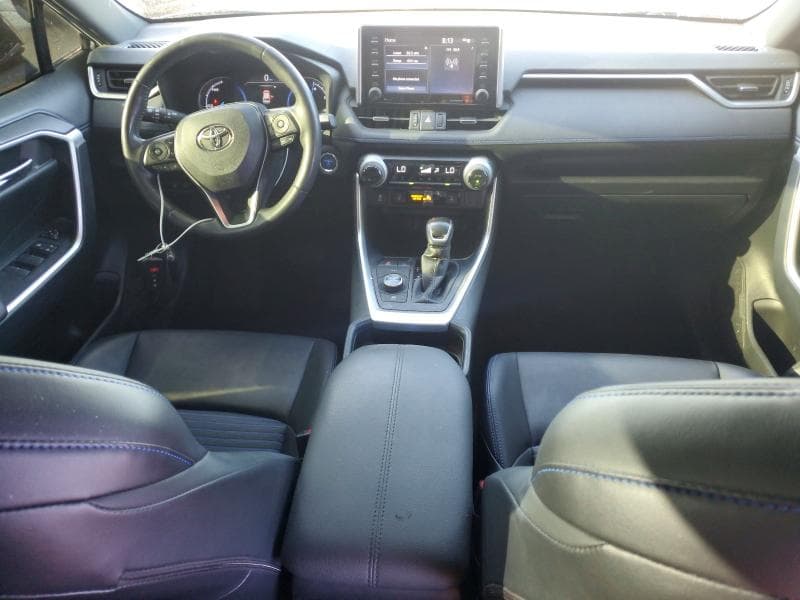 2021 TOYOTA RAV4 XSE 8