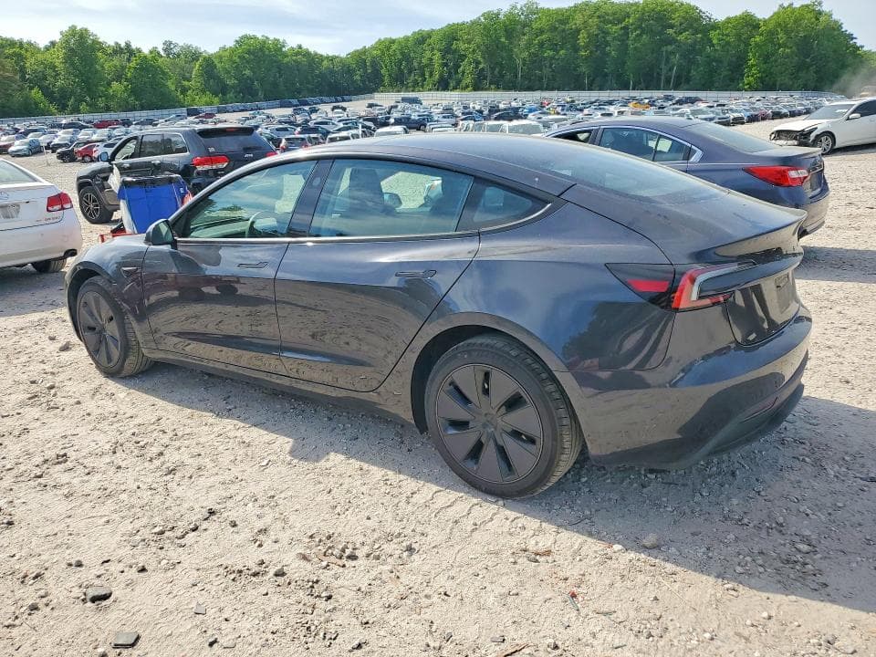 2026 TESLA MODEL 3 2