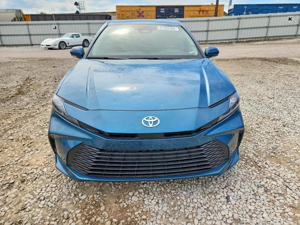 2025 TOYOTA CAMRY LE 5