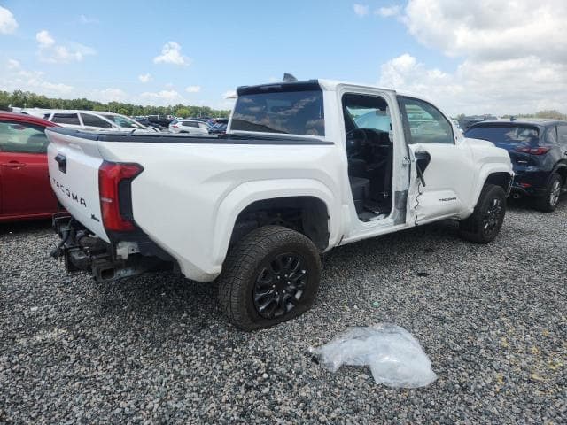 2024 TOYOTA TACOMA SR5 3