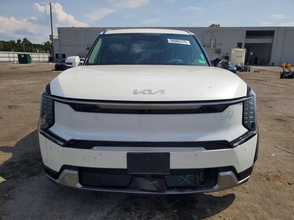 2024 KIA EV9 LAND 5