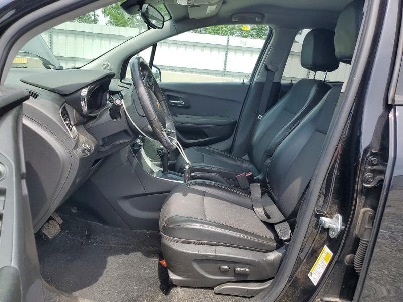 2021 CHEVROLET TRAX 1LT 7