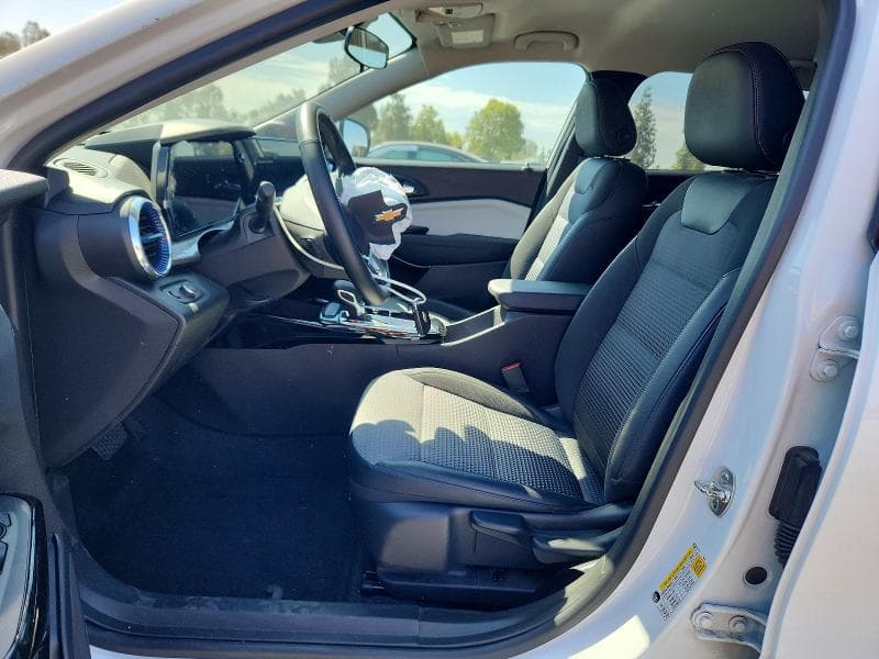 2025 CHEVROLET TRAX 1LT 7