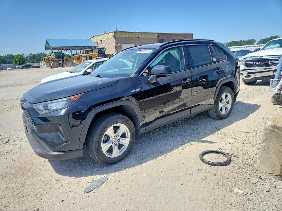 2020 TOYOTA RAV4 LE - 1