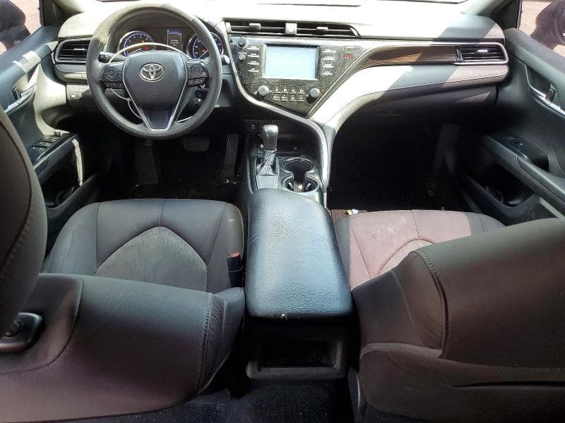 2019 TOYOTA CAMRY LE 8