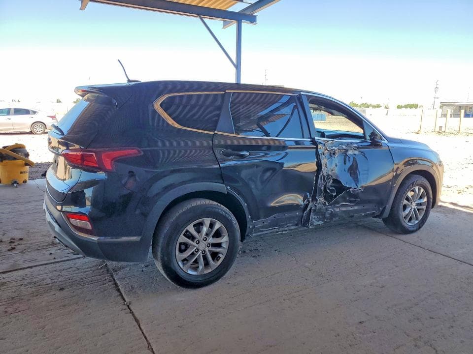 2019 HYUNDAI SANTA FE SE 3