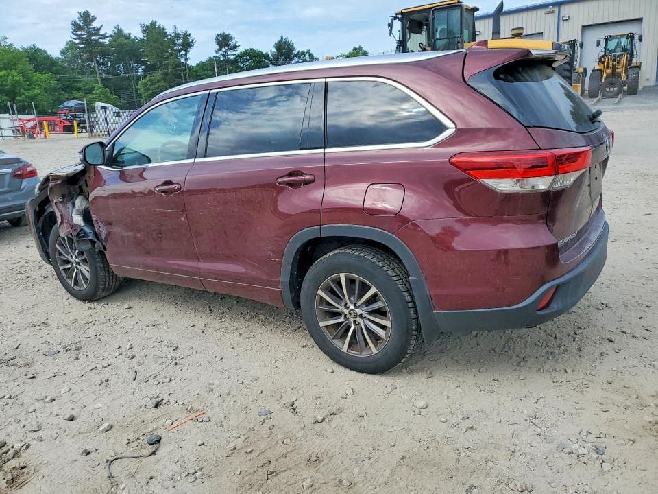 2017 TOYOTA HIGHLANDER XLE 2