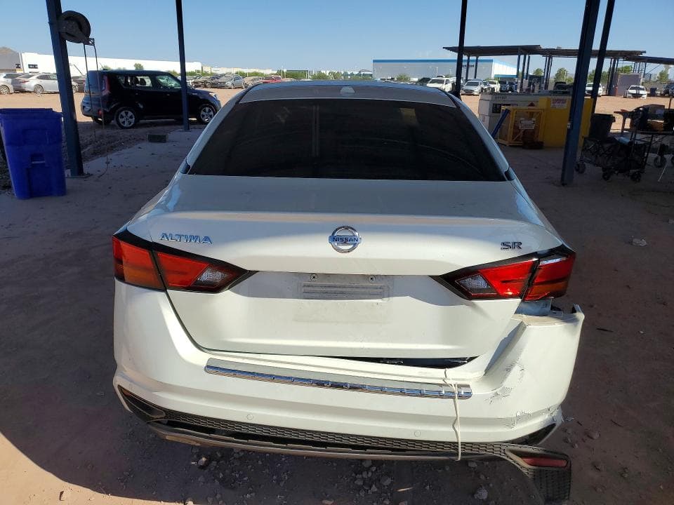 2022 NISSAN ALTIMA SR 6
