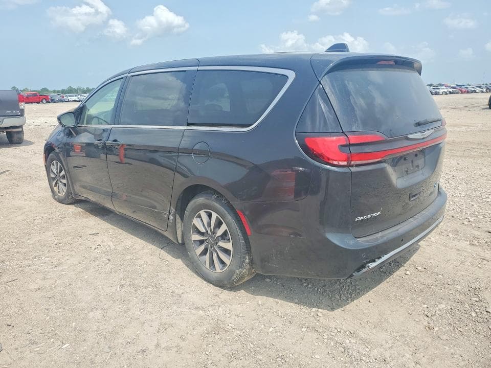 2022 CHRYSLER PACIFICA HYBRID TOURING L 2