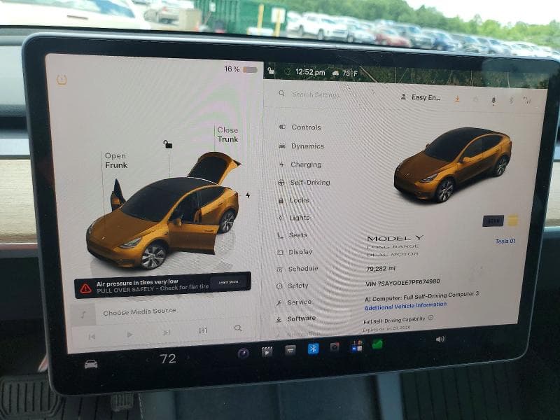 2023 TESLA MODEL Y 9