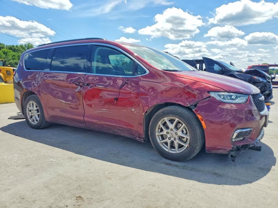 2022 CHRYSLER PACIFICA TOURING L 4